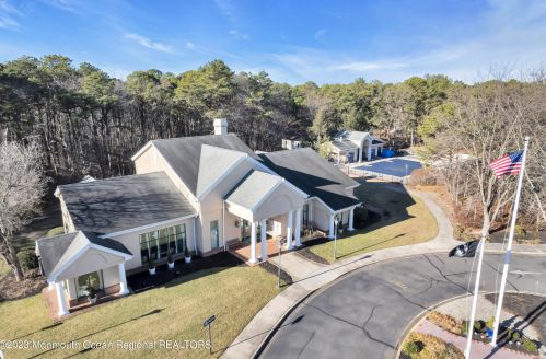 341 Devon St, Lakehurst NJ  08759-4637 exterior