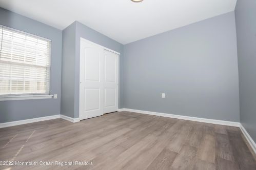 1 Gladstone Ave, Lakehurst NJ 08759-6626 exterior