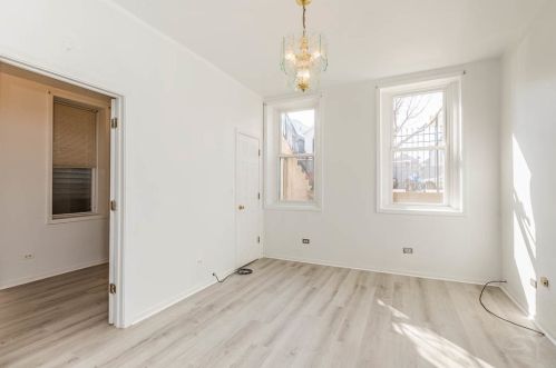 1012 Cullerton St, Chicago IL 60608-2515 exterior