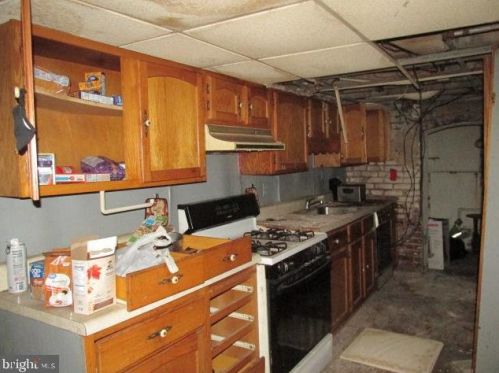 625 Roebling Ave, Trenton NJ 08611-1922 exterior