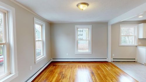 216 Farm St, Woonsocket RI  02895-1169 exterior