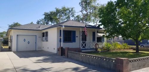 2524 Ash Ave, Fullerton, CA 92833-3104