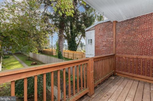 453 Queen St, Lancaster PA 17603-2984 exterior