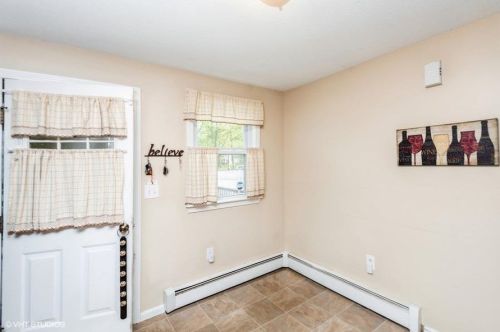 86 Mnr Rd, Concord NH 03303-1901 exterior