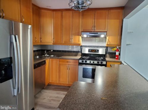 48 Lehavre Ct, Trenton NJ  08619-4723 exterior