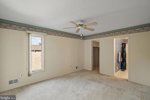 2014 Dundee Rd, Rockville MD exterior