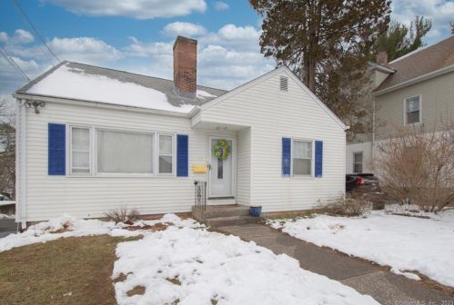 94 Hillcrest Ave, New Britain CT  06053-2539 exterior