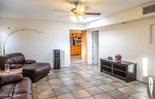 9600 Burnett St, Tucson AZ  85730-4404 exterior