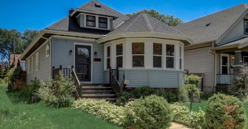 2106 34, Milwaukee WI 53215-2301 exterior