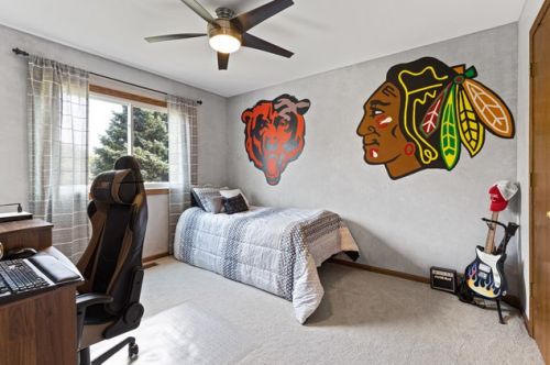 1451 Candlewood Dr, Bull Valley IL 60014-8960 exterior