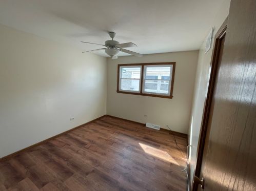 10628 Christiana Ave, Chicago IL 60655-2516 exterior