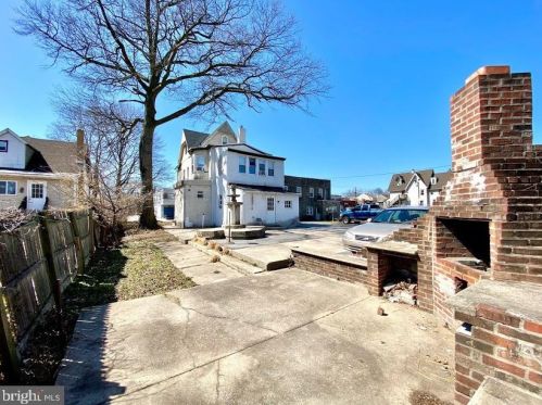 27 Glenolden Ave, Manor PA 19036-2106 exterior