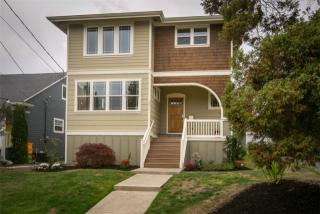 2311 31 Ave, Seattle WA  98144-5523 exterior