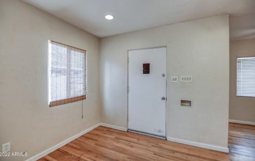 361 Clarendon Ave, Phoenix AZ  85013-3410 exterior