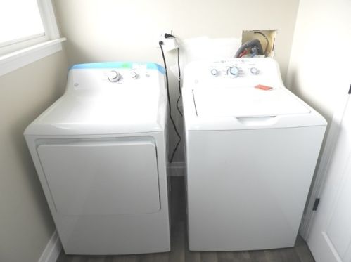 2713 Dana Ave, Waukegan IL 60087-3534 exterior