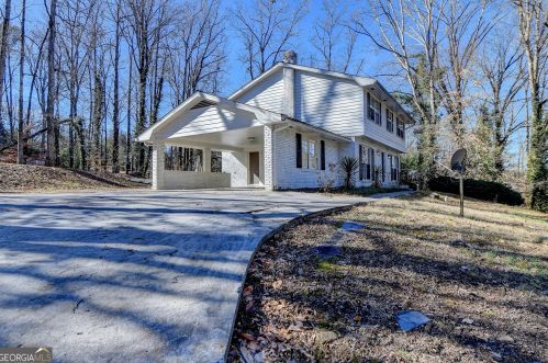 525 Abernathy Rd, Atlanta GA  30328-3414 exterior