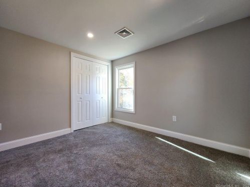 222 Thorpe Ave, Meriden CT  06450-9206 exterior