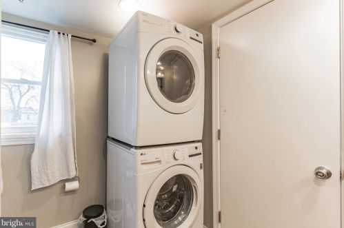 1824 Catharine St, Philadelphia PA  19146-1835 exterior