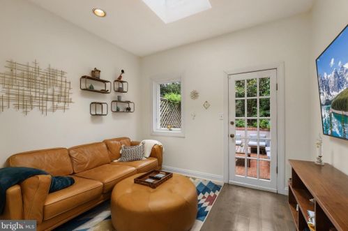 320 G St, Washington DC 20002-4212 exterior