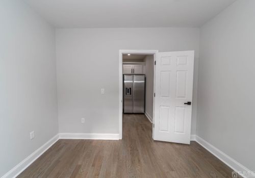 773 Gadek Pl, Perth Amboy NJ 08861-2910 exterior