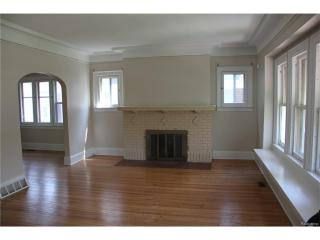 444 Chalmers St, Detroit MI  48215-3164 exterior