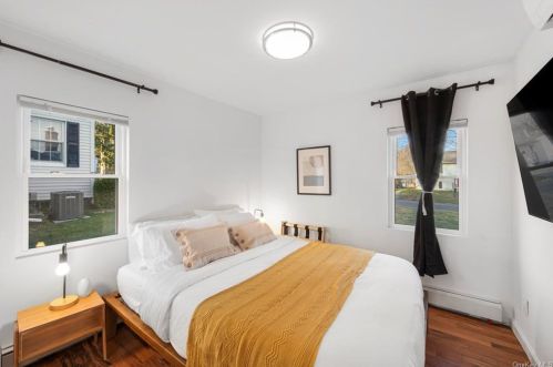 17 State St, Middletown NY 10940-6707 exterior