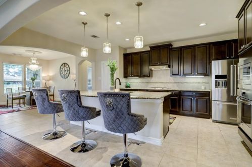 8118 12 Fairway Ln, Humble TX 77346-1716 exterior