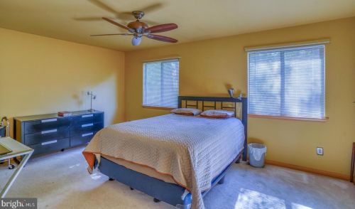 25 Erbitea Ln, New Castle DE 19720-4655 exterior