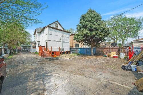 3245 64 Pl, Chicago IL 60638-5418 exterior