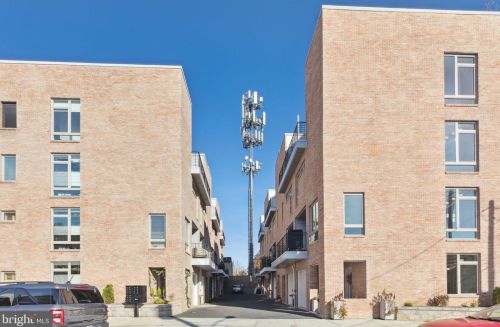 119 Greenwich St, Philadelphia PA  19147-6109 exterior