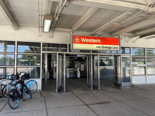 2313 47 Pl, Chicago IL 60632-1408 exterior