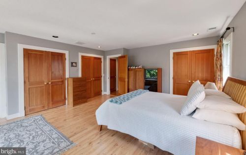 14 Glendale Ave, Alexandria VA 22301-2403 exterior