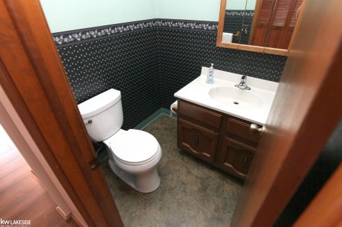 47793 Lexington Dr, Macomb Township MI 48044-2656 exterior