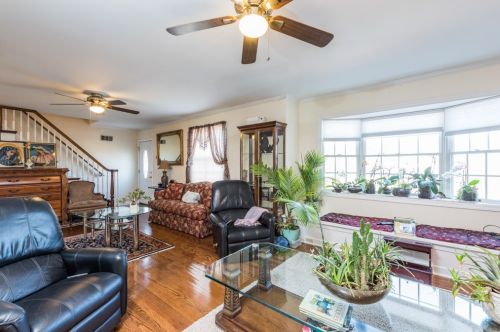 2440 Lewis Ave, Waukegan IL 60087-3056 exterior