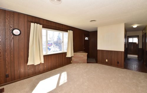 6508 Morgan Ave, Milwaukee, WI 53220-1320