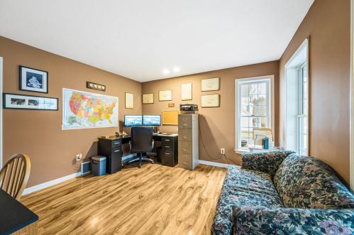 30 Max Ln, Concord NH 03301-8629 exterior