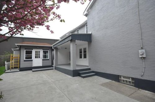 16 5th St, Pittsburgh, PA 15215-2110