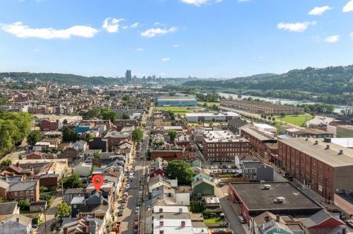 4916 Hatfield St, Pittsburgh PA 15201-2727 exterior