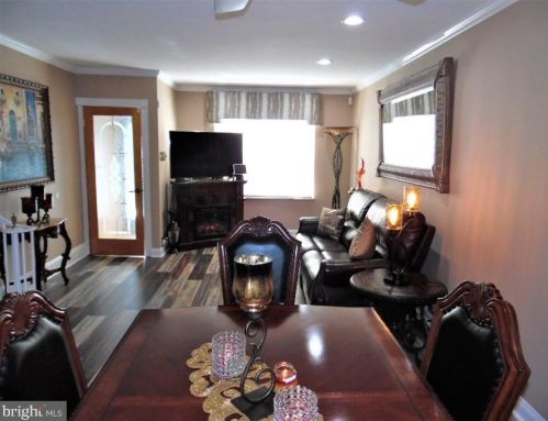 2449 Camac St, Philadelphia PA 19148-4311 exterior