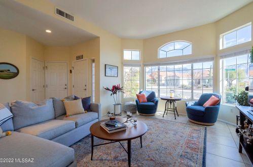 2261 Gerbera Way, Tucson AZ 85755-7167 exterior