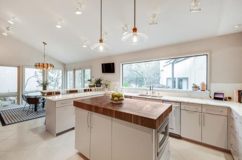 5642 Bent Tree Dr, Dallas TX 75248-2010 exterior