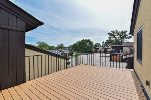 5256 Somerset Ln, Milwaukee WI 53221-3224 exterior