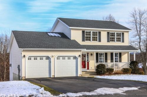 25 Gates Ave, Springfield, MA 01118-2302