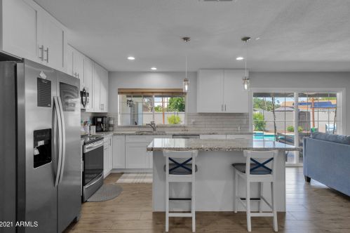 1226 Shawnee Dr, Chandler AZ  85224-2317 exterior