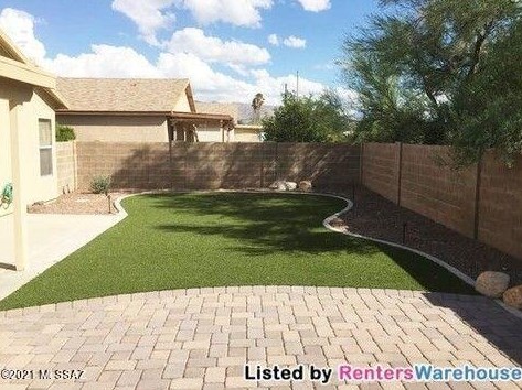 9470 Burnett St, Tucson AZ 85730-2963 exterior