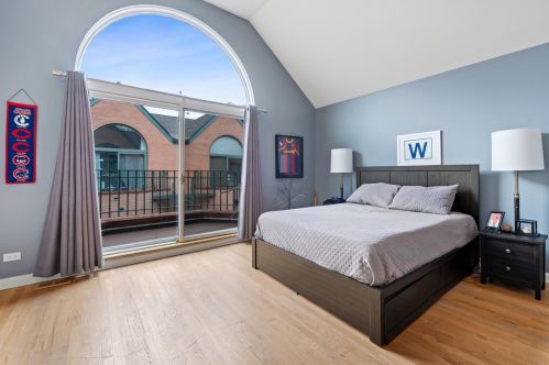 1906 Sedgwick St, Chicago IL  60614-8395 exterior