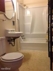 530 4th Ave, Ann Arbor MI  48104-1106 exterior