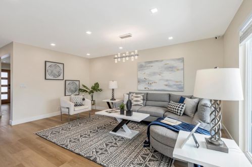 3652 Bloomsbury Way, San Jose CA  95132-2003 exterior