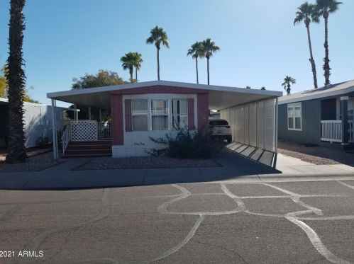 1705 Charleston Ave, Phoenix, AZ 85022-2303