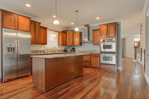 435 37th Pl, Chicago IL 60632-1621 exterior